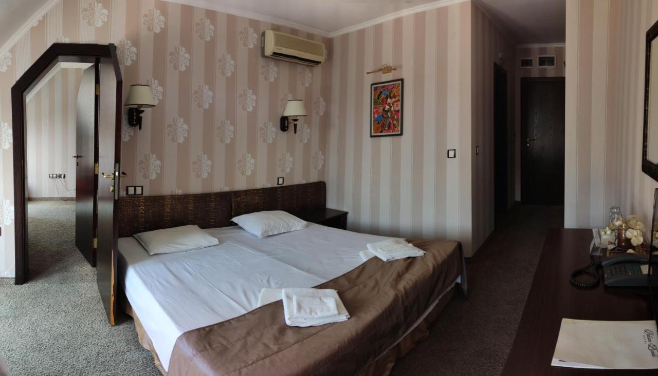 Guest House Palazzo 비알라 외부 사진