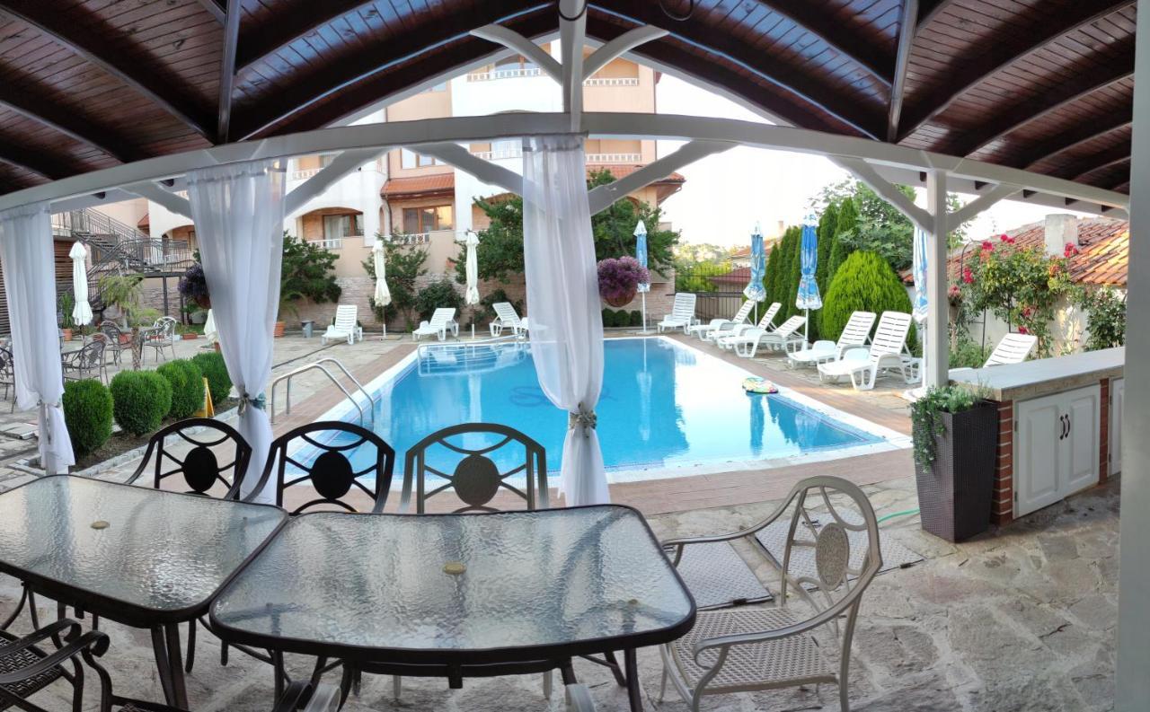 Guest House Palazzo 비알라 외부 사진